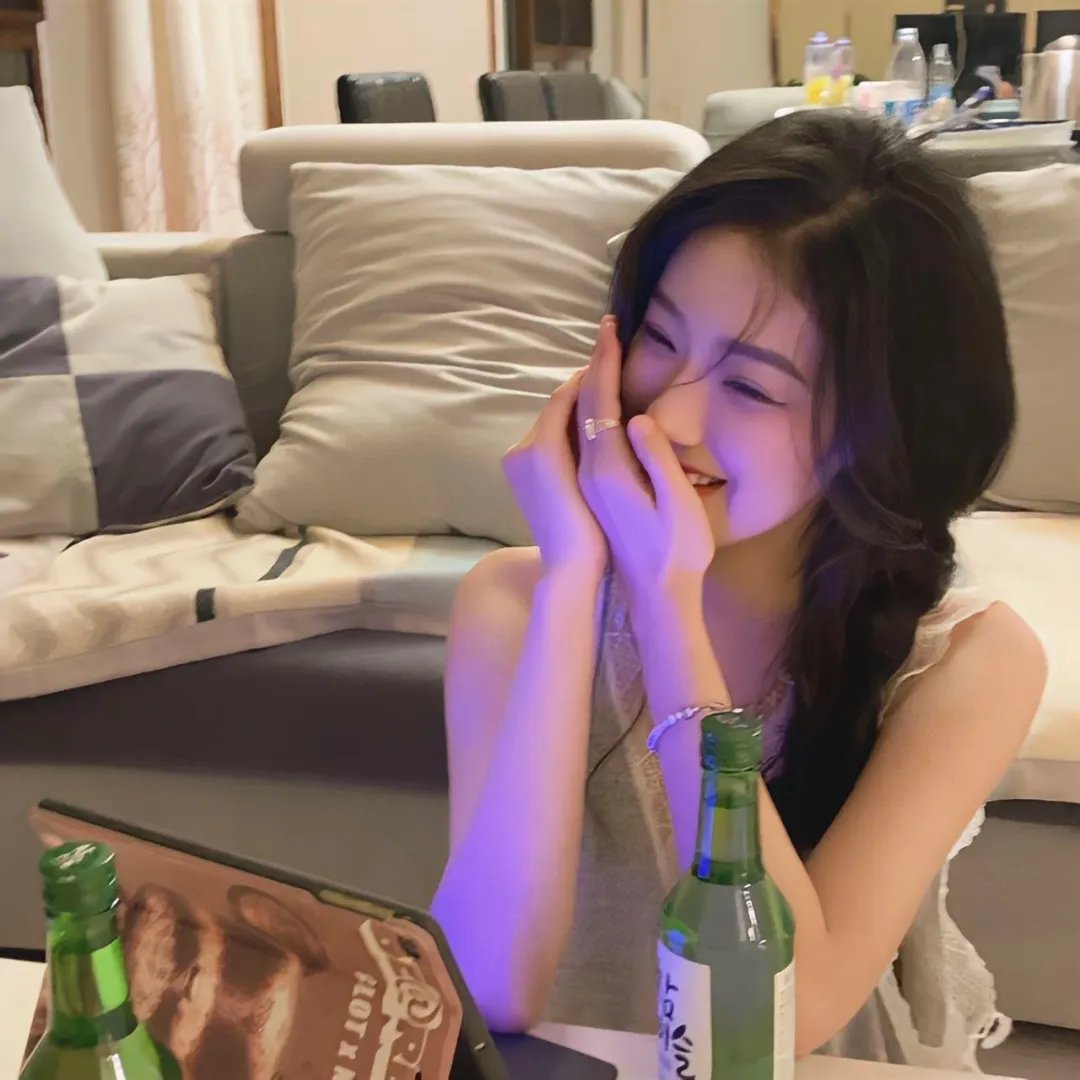 恋爱综艺男嘉宾被曝脚踏两条船，一个月彩排现场画面流出